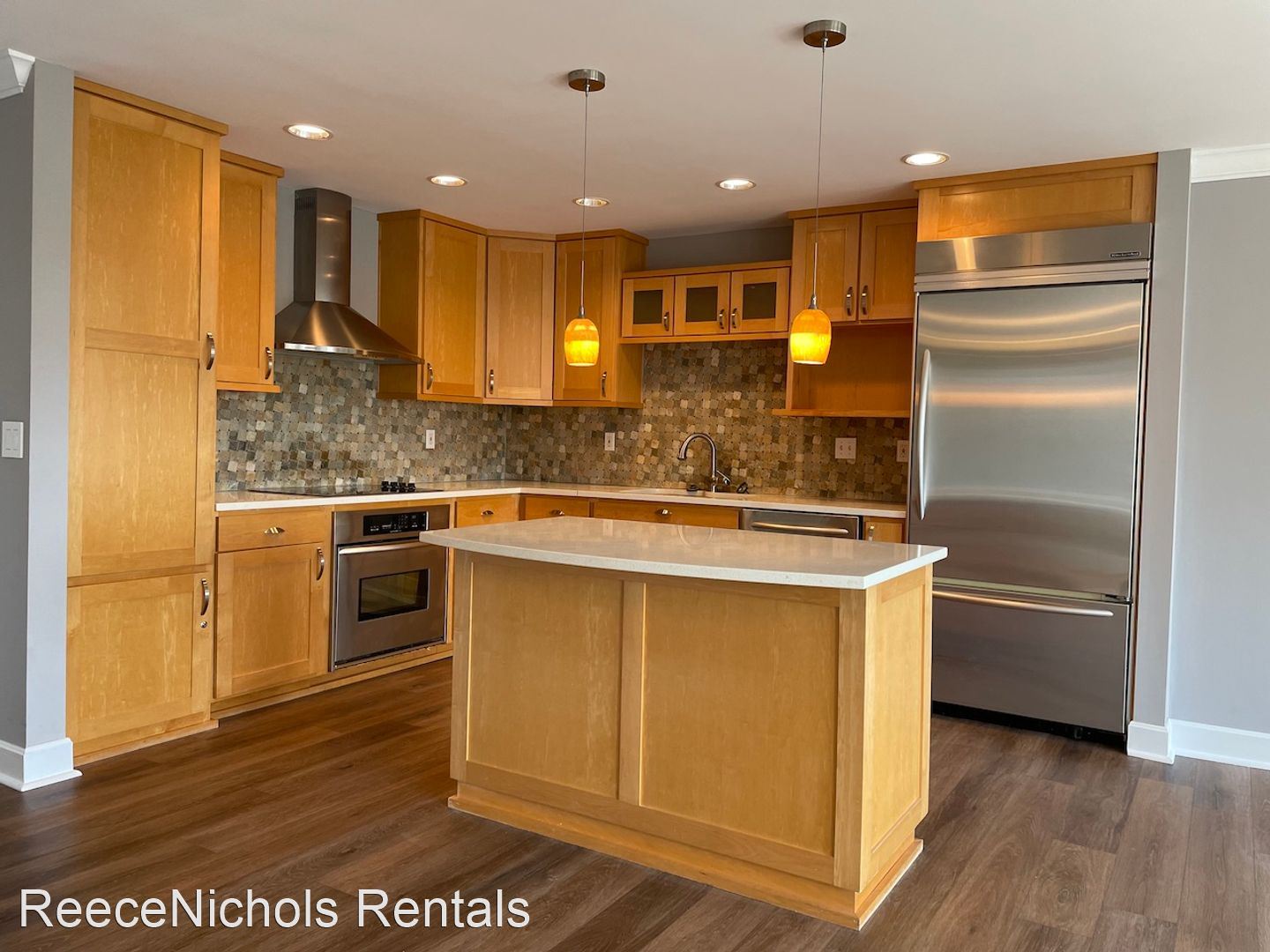 221 W. 48th St. #1003